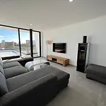 Willa Luxury With Heated Pool & Panoramic Ocean & Valley Views