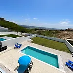 Luxury With Heated Pool & Panoramic Ocean & Valley Views 别墅 *