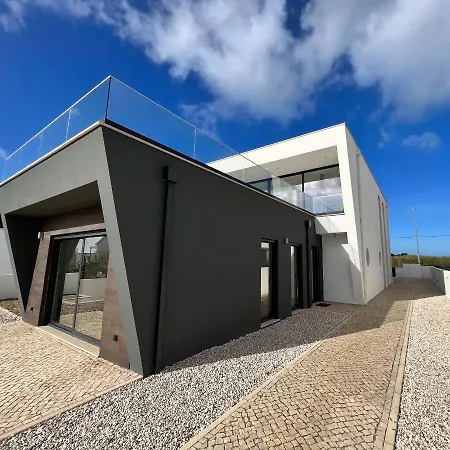 Luxury With Heated Pool & Panoramic Ocean & Valley Views ヴィラ サン・マルティーニョ・ド・ポルト