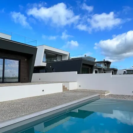 Luxury With Heated Pool & Panoramic Ocean & Valley Views ヴィラ *