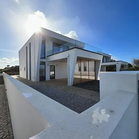 ヴィラ Luxury With Heated Pool & Panoramic Ocean & Valley Views サン・マルティーニョ・ド・ポルト