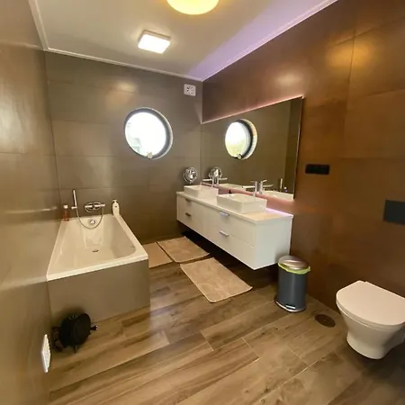 ヴィラ Luxury With Heated Pool & Panoramic Ocean & Valley Views *