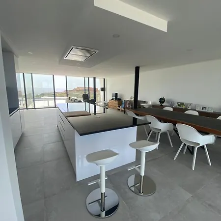 ヴィラ Luxury With Heated Pool & Panoramic Ocean & Valley Views *