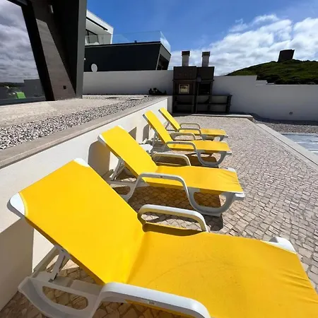 ヴィラ Luxury With Heated Pool & Panoramic Ocean & Valley Views サン・マルティーニョ・ド・ポルト